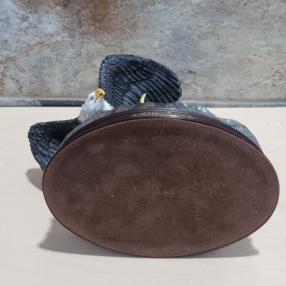 Bradford Exchange Decorative 3 D Plate Flying Eagle    Figurine Speed Dive Force - Picture 4 of 12